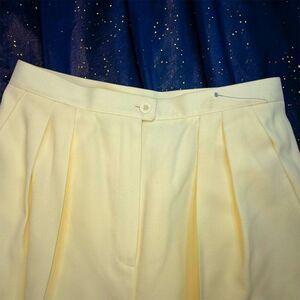 Jones of NY Wool Trousers Pale Yellow Size 10 Pleated